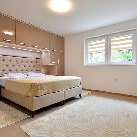 Apartamento Garden Of Dreams & Free Private Parking SJJ Exterior foto