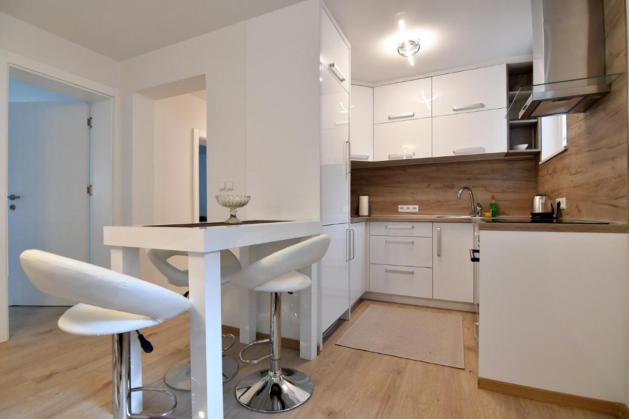 Apartamento Garden Of Dreams & Free Private Parking SJJ Exterior foto